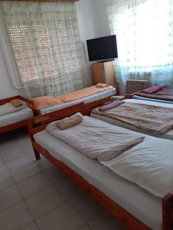 Pihenes A Malomtonal Privat Berlemeny Tapolca Exterior foto