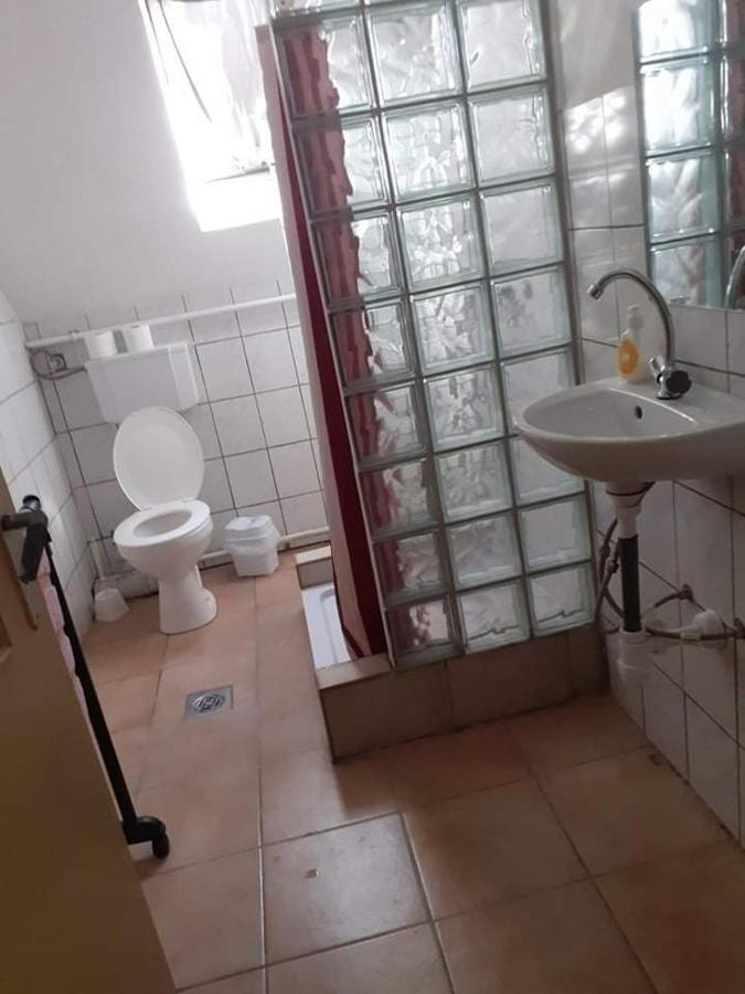 Pihenes A Malomtonal Privat Berlemeny Tapolca Exterior foto